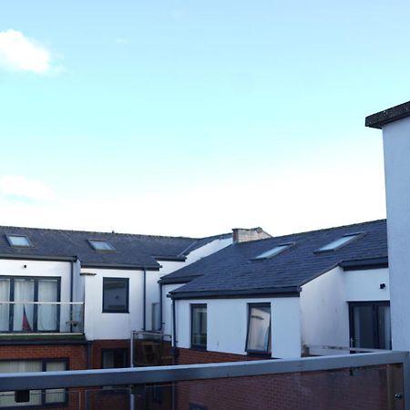 Spacious 4Br 4Ba Gated Townhouse With Balconies, Central Jq Birmingham Bagian luar foto