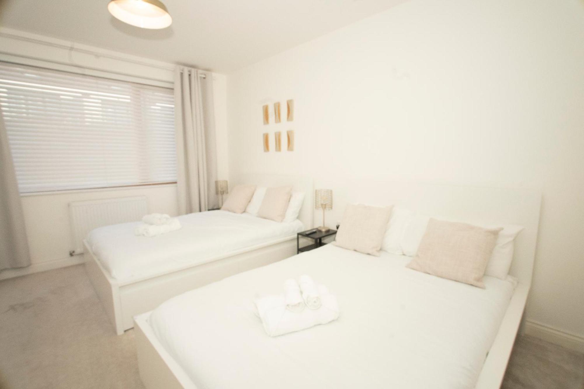 Spacious 4Br 4Ba Gated Townhouse With Balconies, Central Jq Birmingham Bagian luar foto