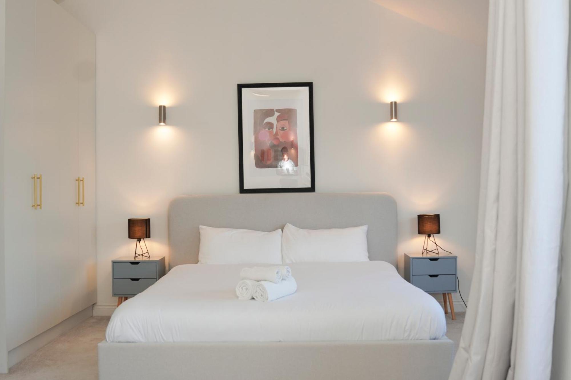 Spacious 4Br 4Ba Gated Townhouse With Balconies, Central Jq Birmingham Bagian luar foto